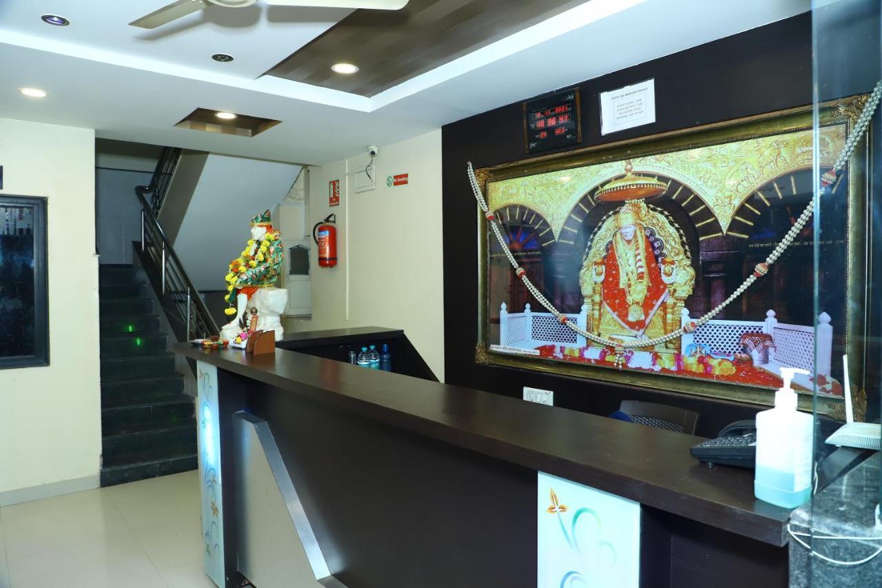 Sai Madhavi Palace Hotel Shirdi Exterior foto